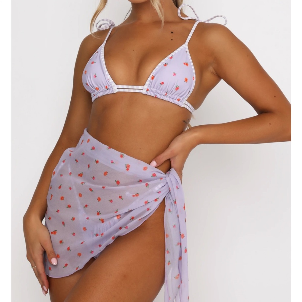 BRAND NEW WHITE FOX BIKINI - Picture 2 of 3